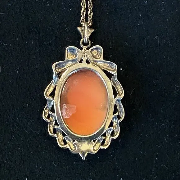 Vintage Sterling Silver Shell Cameo Pendant Necklace 925 Carved Lady Bow Pearl